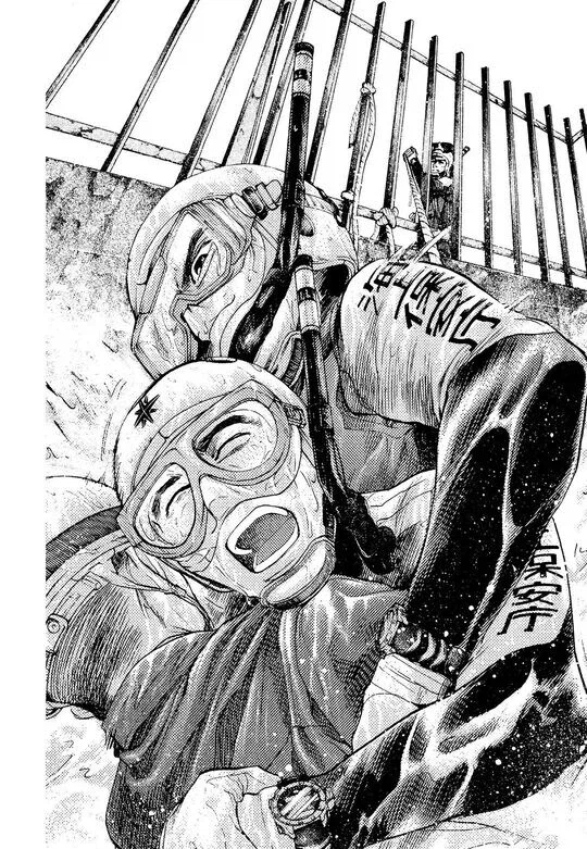 영웅을 지켜보는 남과 가족의 차이 만화_7.webp