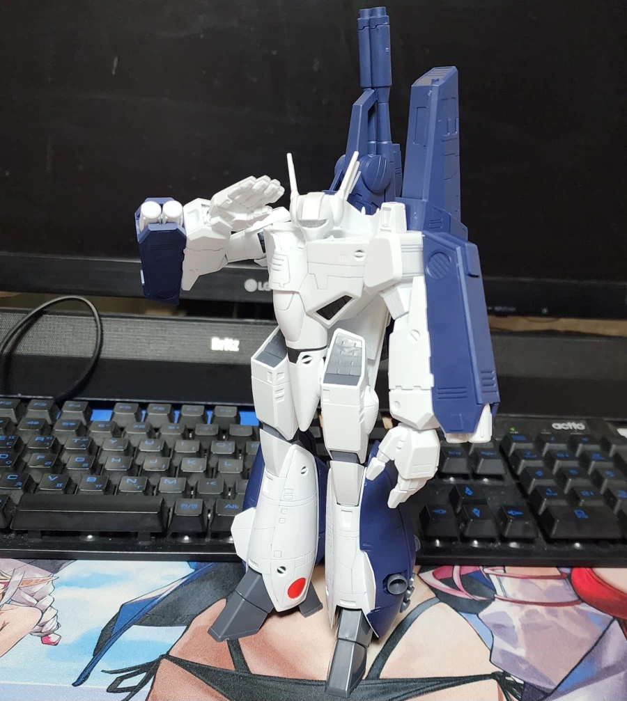 초보 프라모델러는 그만 멘탈이 나가버렸습니다._1.webp