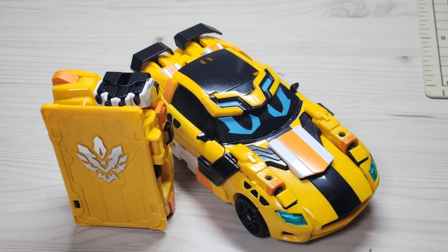 메탈카드봇)어른이 한테 유명해져버린 타키_1.webp