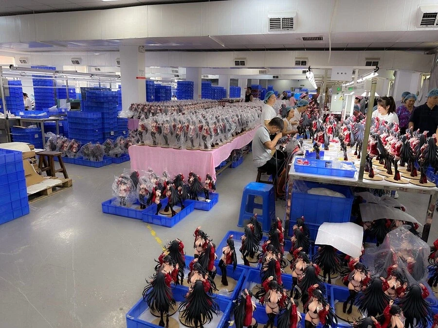 피규어 공장 현장_3.webp