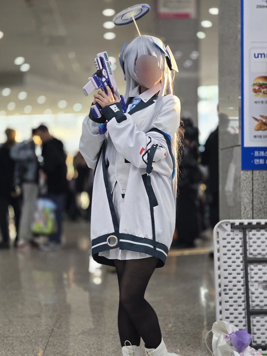 코믹월드)3월 서코에서 봤던 코스어들 사진 모음_11.webp