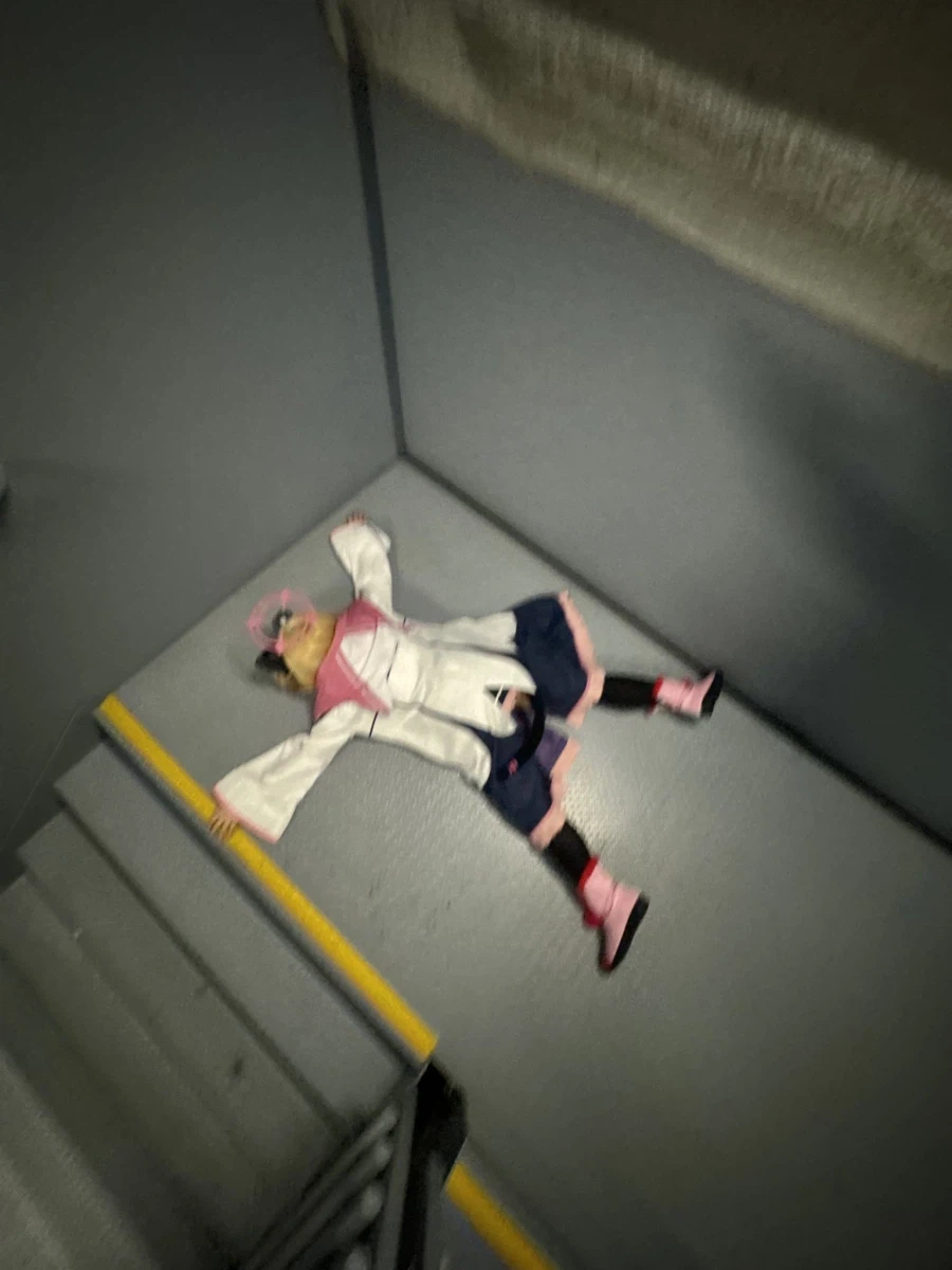 블루아카) 마참내 차원이동을 터득한 모모이_2.webp