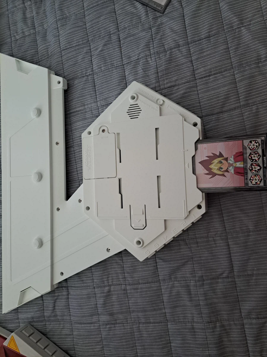 유희왕) 러시듀얼 세계관의 단점_2.webp