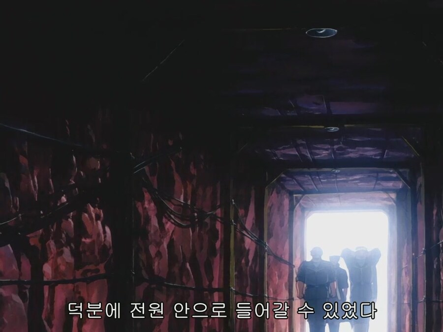 건담08MS소대) 귀하가 전사하면 명령은 영원히 본국에 전해지지 않는다_7.jpg