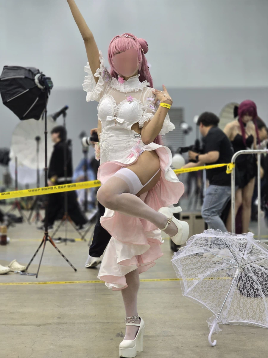 코믹월드)3월 부코에서 봤던 코스어들 사진 모음_45.webp