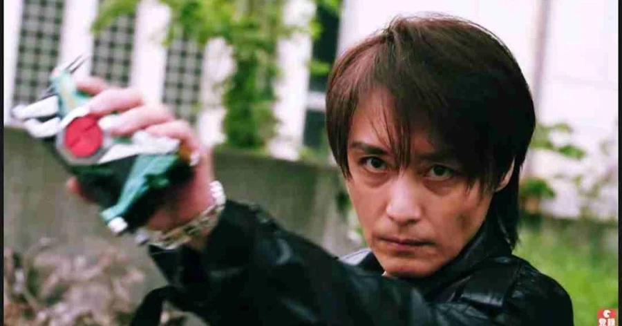 어느 모 배우의 30년간의 특촬 일대기.jpg_9.webp