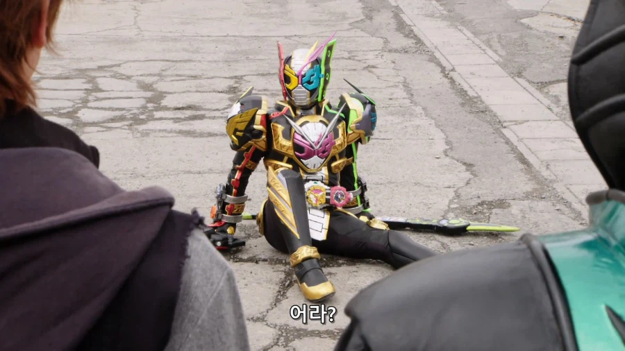 가면라이더)진짜 해서 웃겼던 장면_6.webp