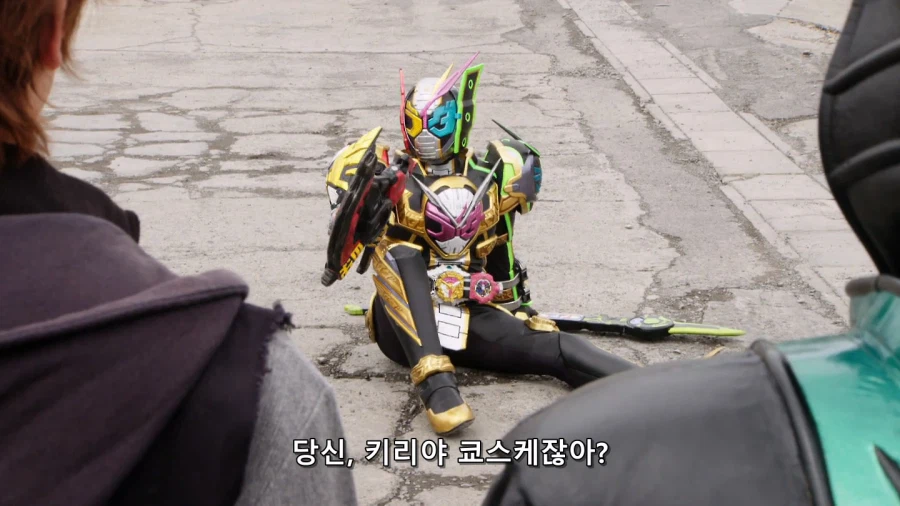 가면라이더)진짜 해서 웃겼던 장면_7.webp
