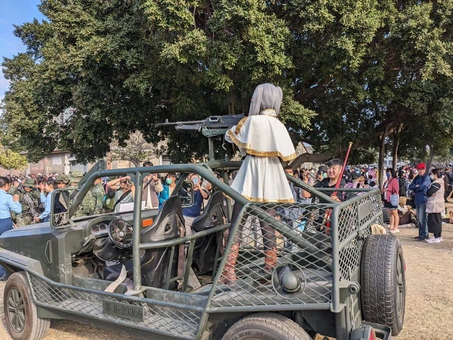 프리렌)힘멜이 죽은지 400년 뒤.jpg_1.webp