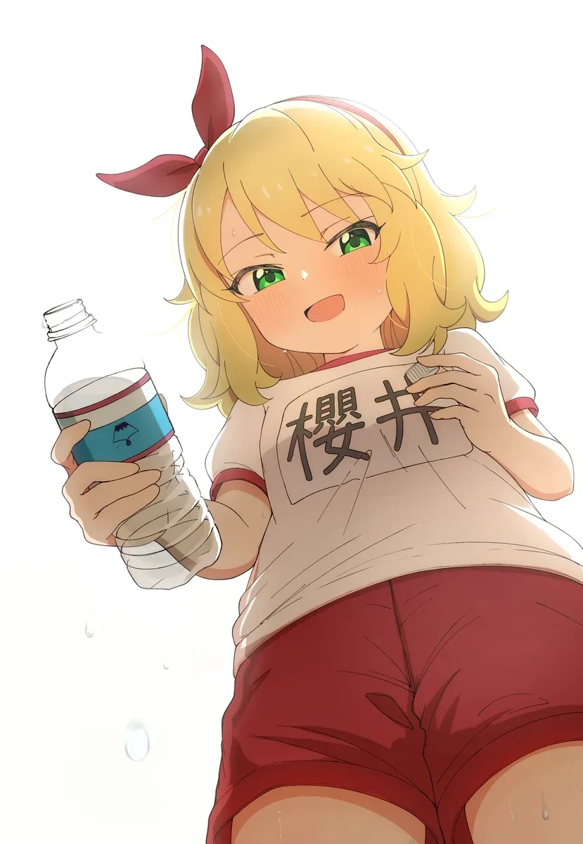 @) 수분 공급해주는 모모카.jpg_1.webp