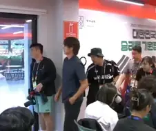 방금 전 홍명보 기자회견 마지막 모습