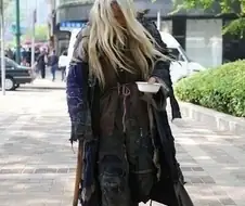 "누구라도 좋다.. 내게 패배를 안겨다오."