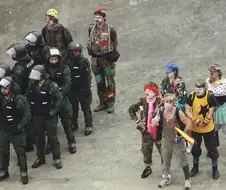 뉴비팀 VS 고인물팀