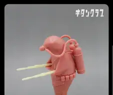 캡슐 굿즈화가 진행중이라는 돌고래 피규어.jpg