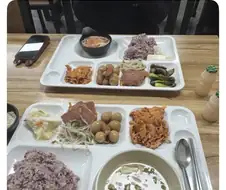 여친과 한식뷔페 데이트.jpg