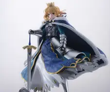 레진피규어 하나 샀뜸