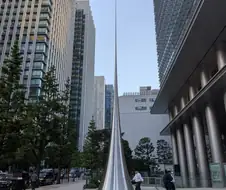 도쿄역 앞 소설에 나올거같은 오브제