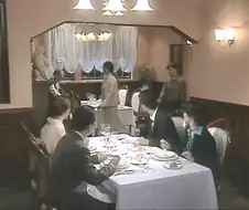 "어뜨케 되먹은 음식점에 술이 없어!?"