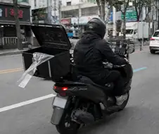 AI가 만든 기괴함 없는 공포스런 연출사진