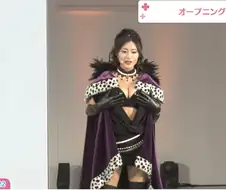 프리코네) 크리스 성우 옷 뭔데 ㅋㅋ