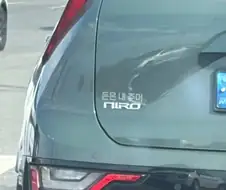 봐줄수 있을거 같은 차량 스티커들