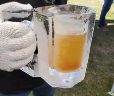얼음 맥주잔