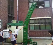 우효~☆ 이 탐스럽게 쌓인 우유통을 보라고~ 못 참겠구만~