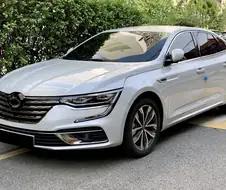 타보고 놀란 자동차