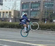 한국의 은행들은 지금 당장 현금 보유율을 낮춰라!!!