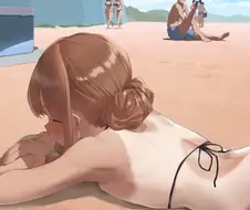 모래사장에 엎드려있는 여자애.manhwa