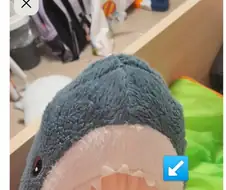 아기한테 위험하다고 상어 입 꼬메버린 할머니