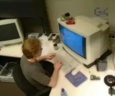 의외로 1995년에 FHD 모니터 쓴 사람