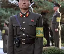 ???: 군대 18개월은 너무 짧은거 아니야??