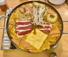 카레 부대찌개는 카레냐 찌개냐.jpg