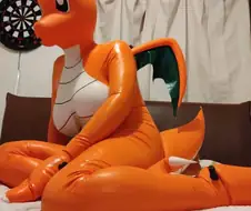 망나뇽 코스프레...