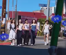 리센느 팔짱끼고 다님ㅋㅋㅋ