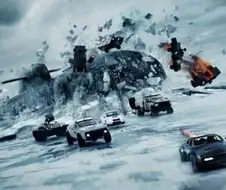 의외로 분노의 질주에서 자동차로 우주 가는 것 보다 더 말이 안되는 장면