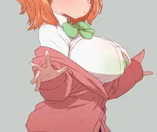 사이즈 안맞아서 속옷이 비치는 여고생 짤