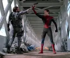 MCU) ??? : 스파이더맨은 총탄이 안먹힌다고?