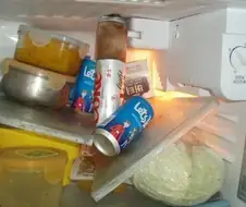 냉동실에 콜라캔 넣어서 얼리면 생기는 일.jpg
