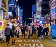 서울 거리에서 보기 힘들다는 것.jpg