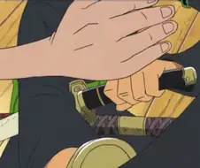 니코로빈:그런 위험한 물건 나한테 들이대지마