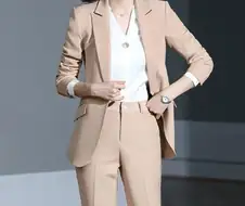 출퇴근룩 이상과 현실