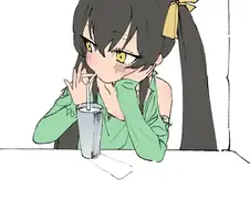 @)음료수 마시는 리사