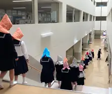 재난 대피훈련중인 일본 JK