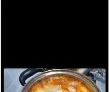 한국인이면 김치찌개지 부대찌개를 왜 먹어??