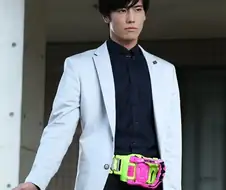 왜 가면라이더에 나왔는지 이해 안가는 괴짜