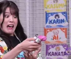 성우들이 자신 작품 캐릭 피규어 나올때마다 확인하는것...