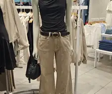 "어디서 많이 본 복장인데 이거"