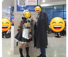 코스어 분들이 일반인을 찾는 희귀한 경우.jpg